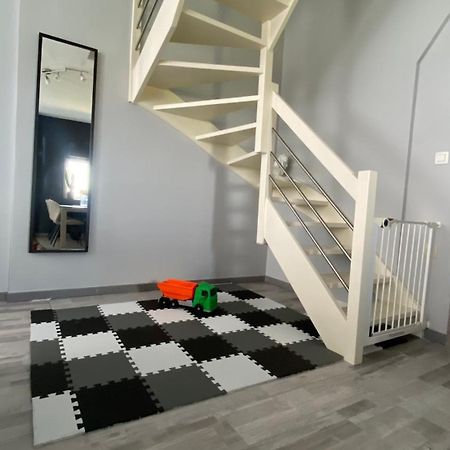 Next2Airport - Appartement House Of Lions Ransart Exterior foto